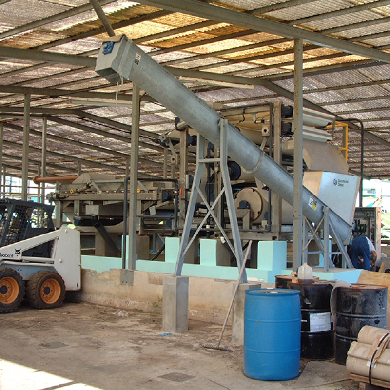 Shafted Screw Conveyor - San Lorenzo, PR